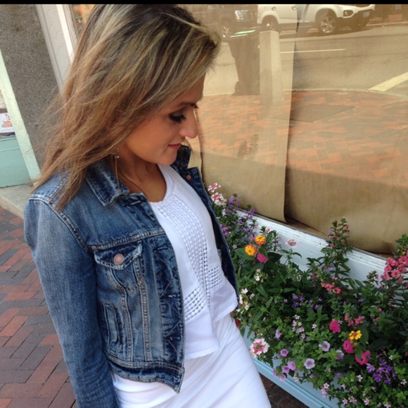 Meet your Posher, Nina - Picture 1 of 1